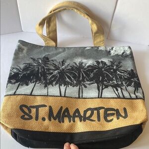 St Maarten Totebag by Robin Ruth